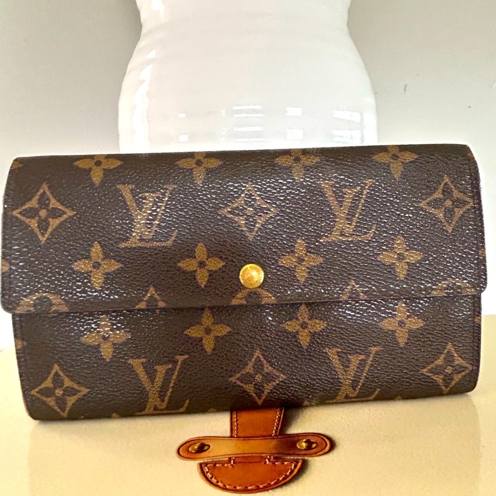 Louis Vuitton Monogram Canvas Brown and Gold Wallet